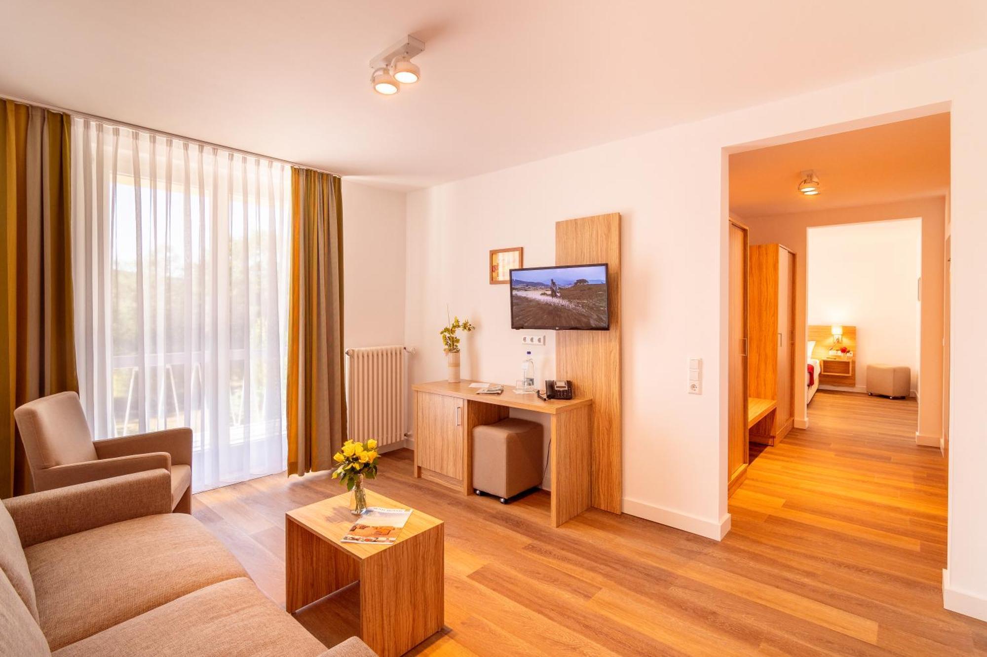 Akzent Hotel Am Burgholz Табарц Екстериор снимка