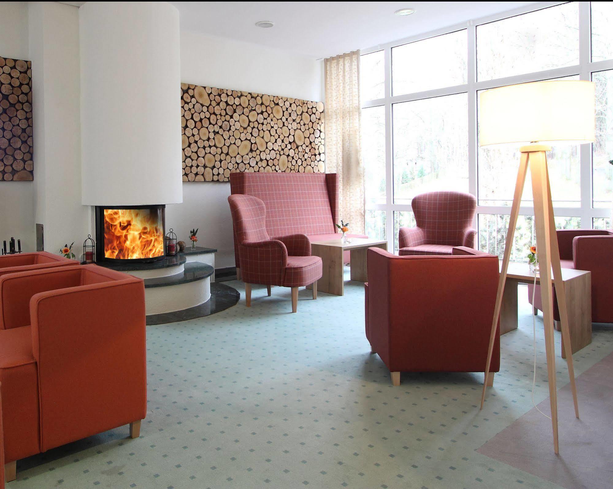 Akzent Hotel Am Burgholz Табарц Екстериор снимка